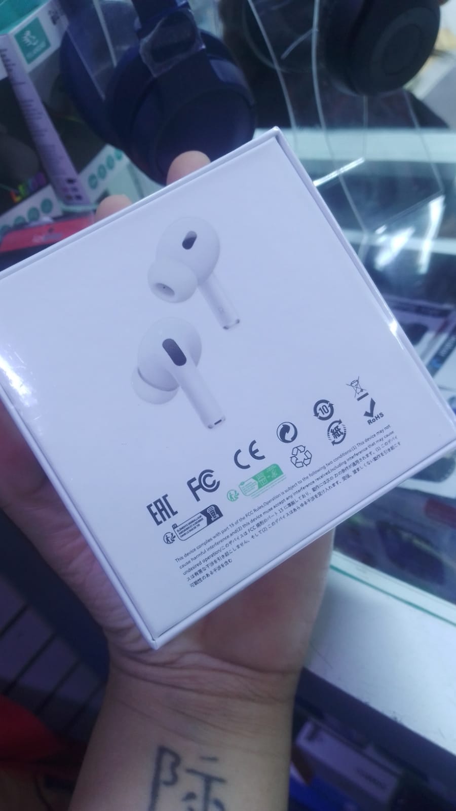 AIRPODS PRO SEGUNDA GENERACION / PANTALLA TACTIL